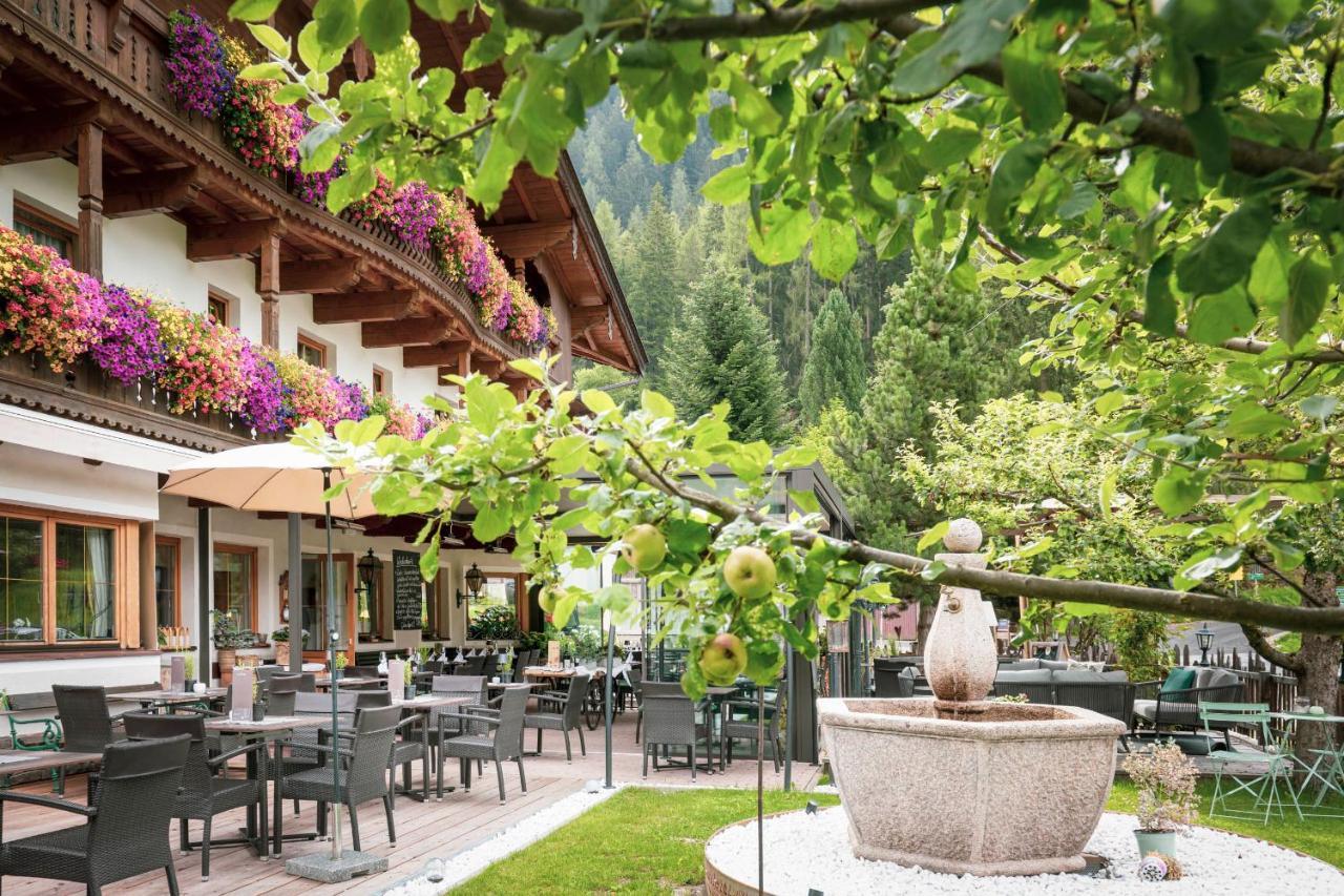 Hotel Brunnenhof Neustift im Stubaital Esterno foto